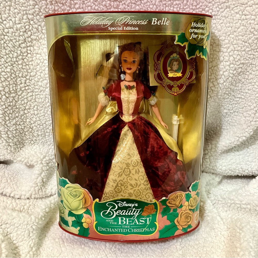 NIB 1997 Belle Doll from “Beauty and the Beast, The Enchanted Christmas” 🌹🎄♥️